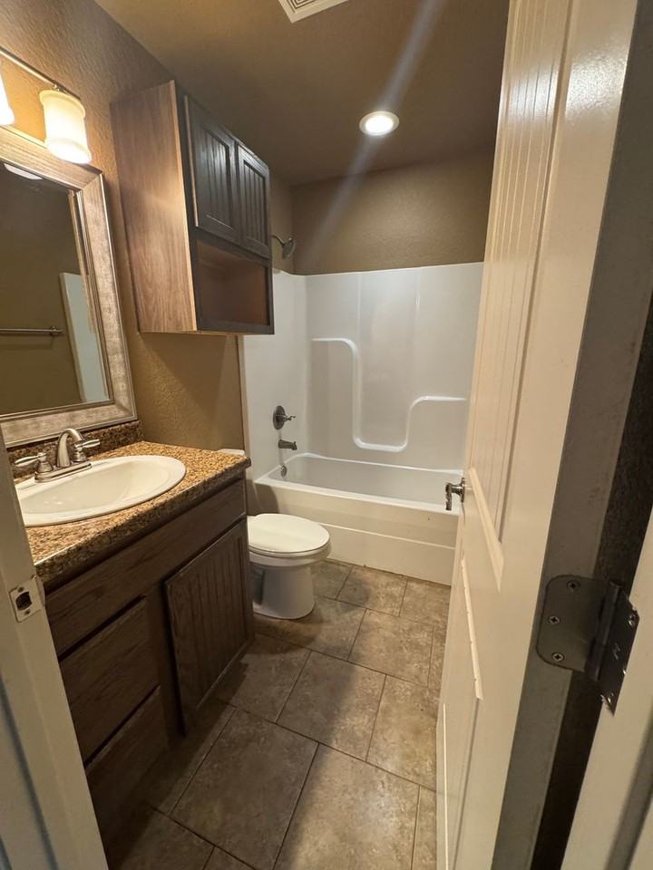 A2E Homes- FS Duplexes - Photo 6 of 17