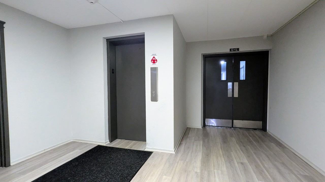 2515 E Olive St Apt 3g #3G - Photo 3 of 16