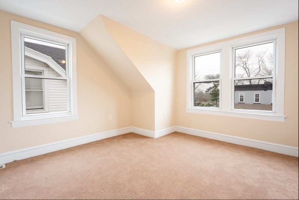 2013 Edgmont Ave #1 - Photo 3 of 33