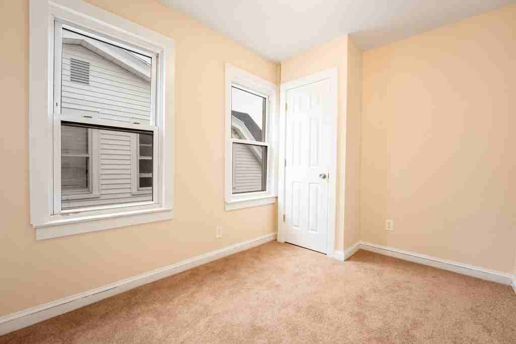 2013 Edgmont Ave #1 - Photo 4 of 33
