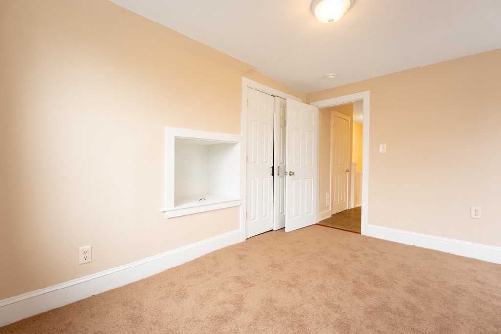 2013 Edgmont Ave #1 - Photo 5 of 33