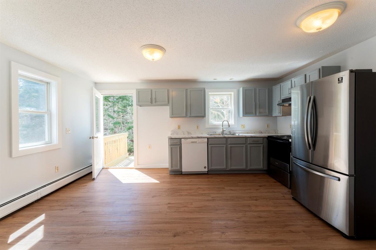 7 Colby Way #A - Photo 4 of 22