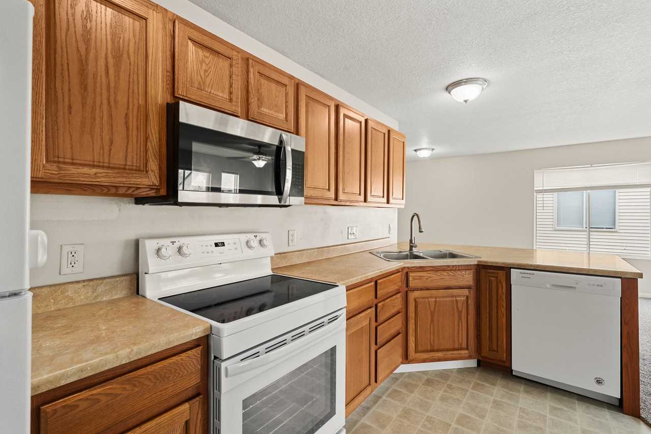 3913 Marigold Dr #1 - Photo 7 of 22