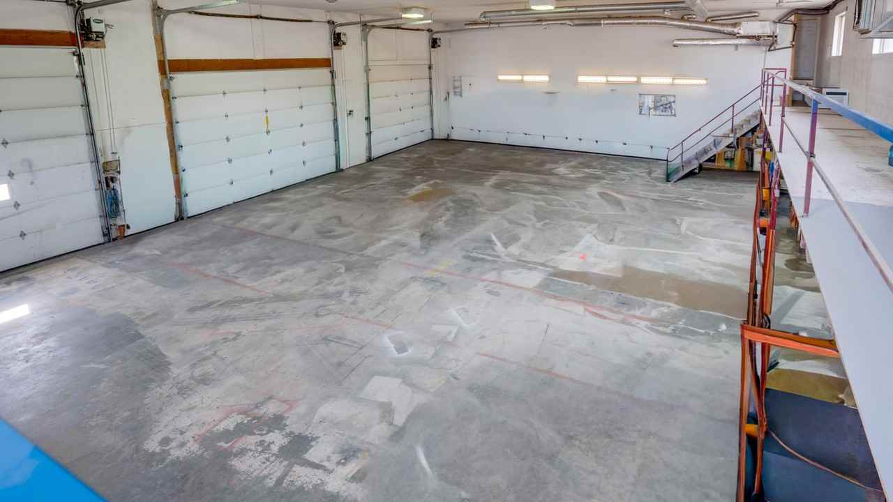 650 St. Annes Rd #1 - Photo 6 of 20