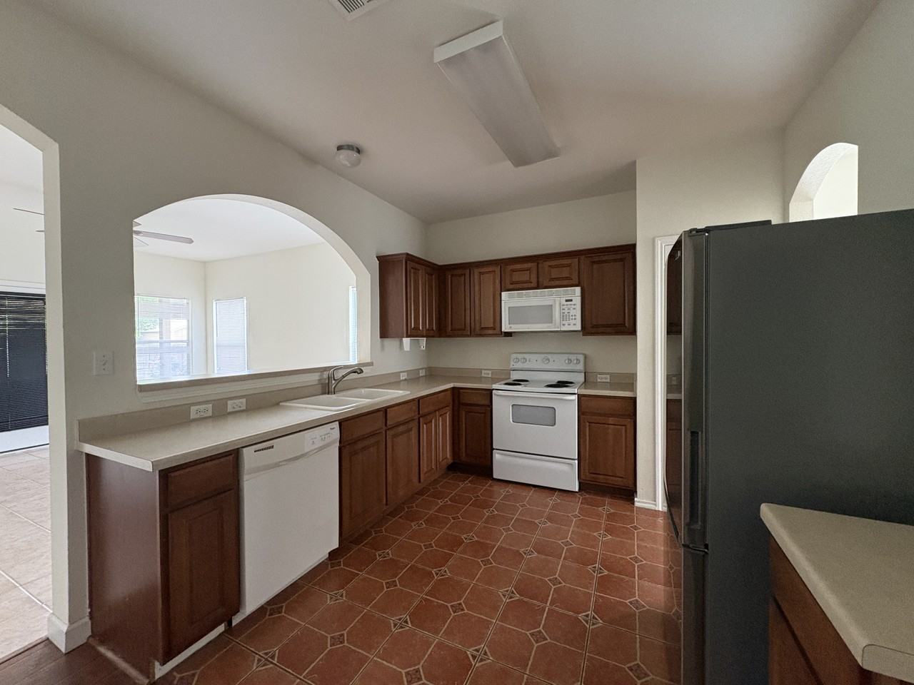 209 Flinn St #1 - Photo 5 of 7