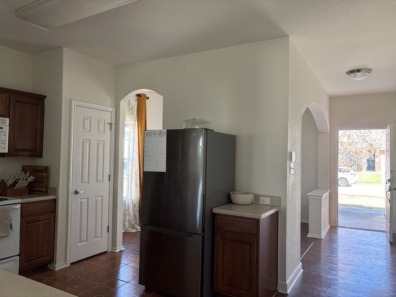 209 Flinn St #1 - Photo 6 of 7