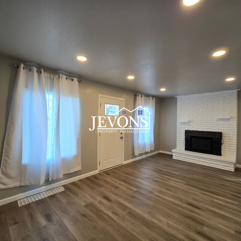 1206 W Nob Hill Blvd - Photo 7 of 18