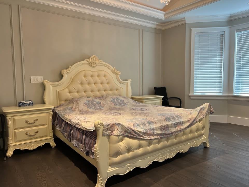 8451 Fairbrook Cres #1 - Photo 6 of 23