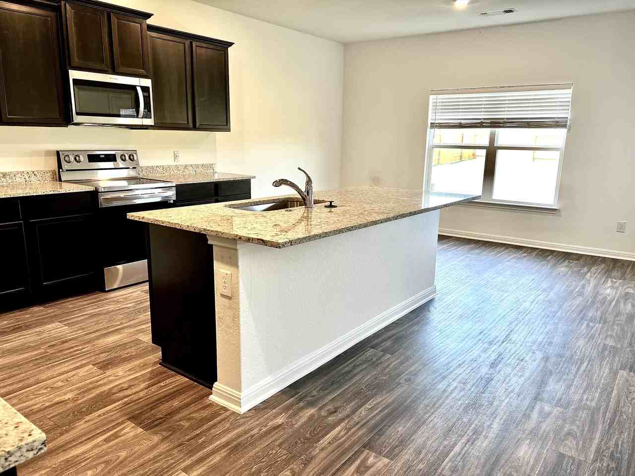 16412 Farmhouse Ln #1 - Photo 5 of 19