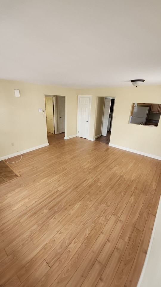 1924 Campbells Rd #4 - Photo 4 of 9