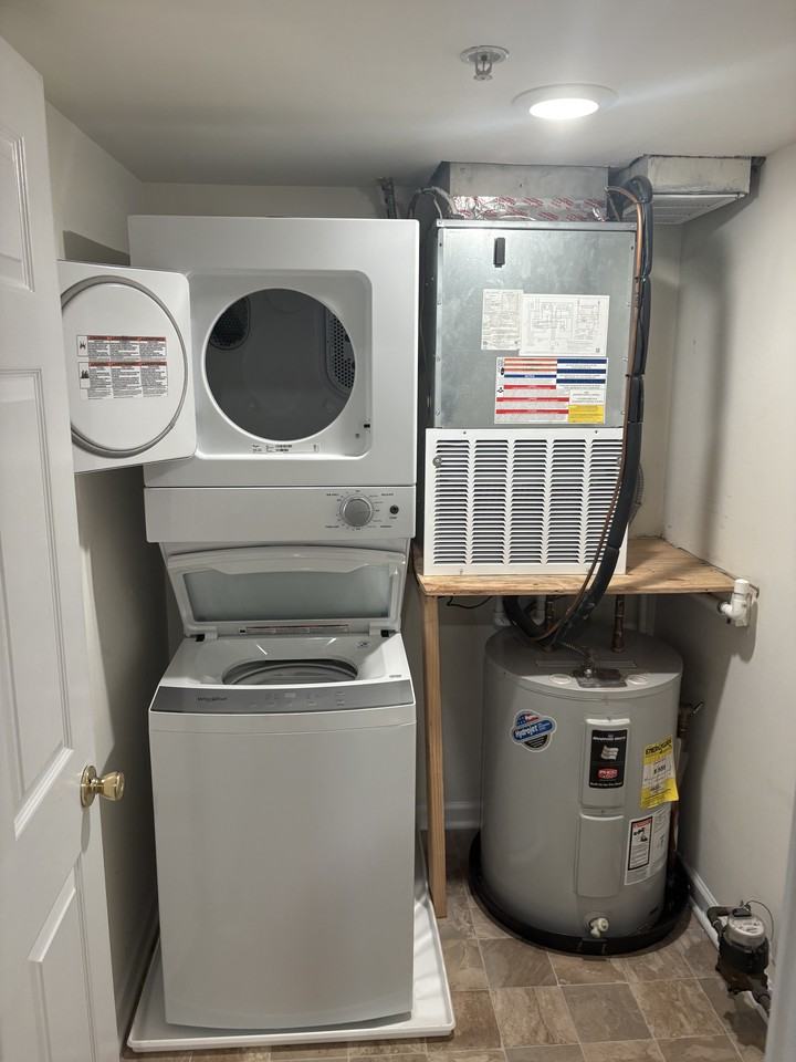 115 N 3rd St #306 - Photo 4 of 10
