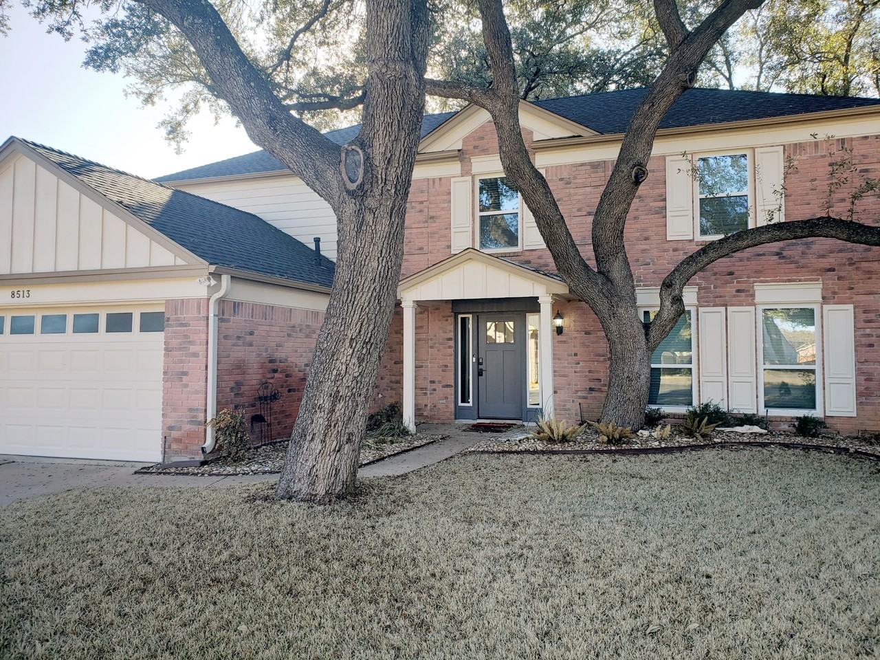 8513 Portage Cv #1 - Photo 3 of 39