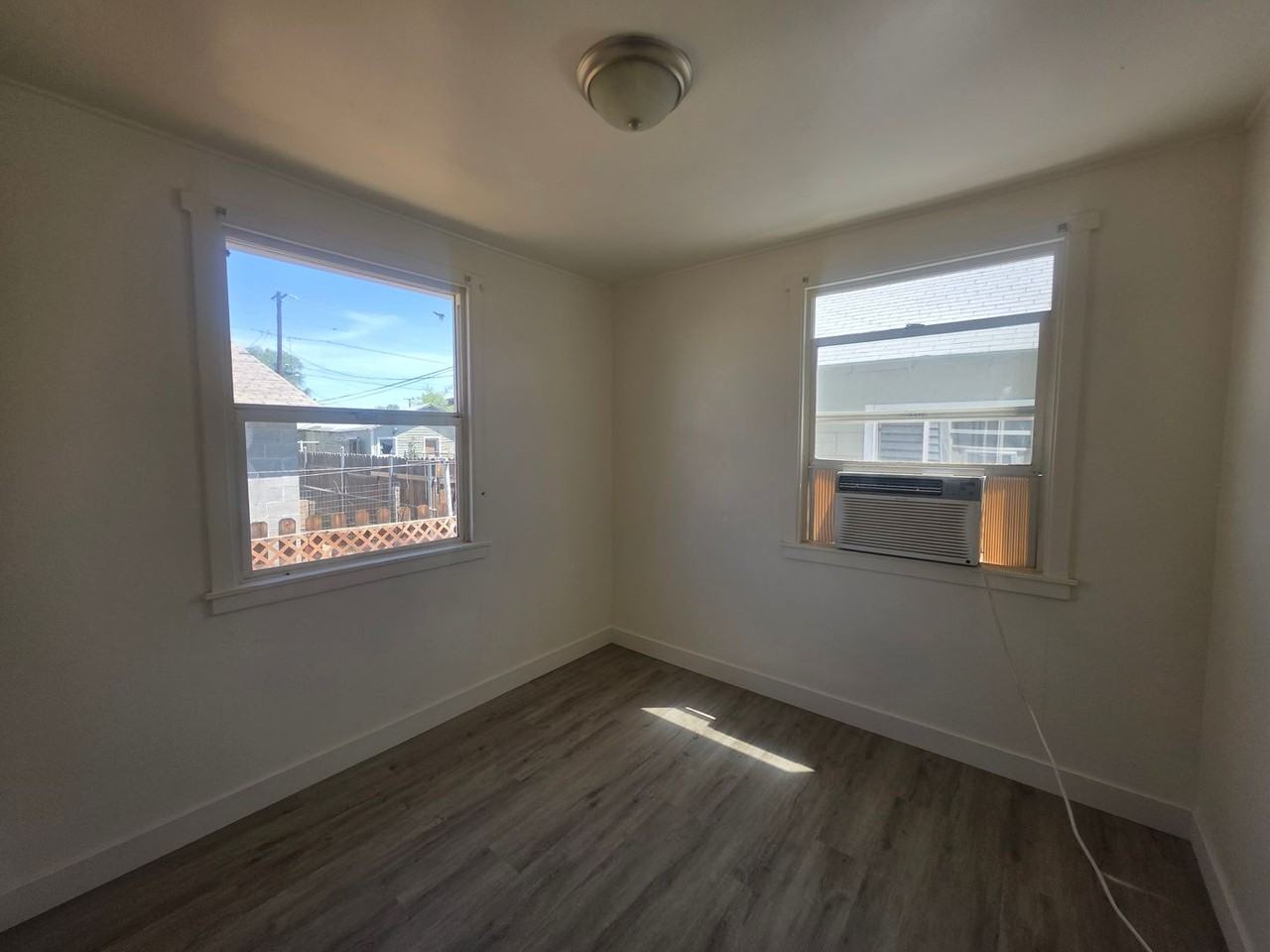 1030 F St - Photo 6 of 9