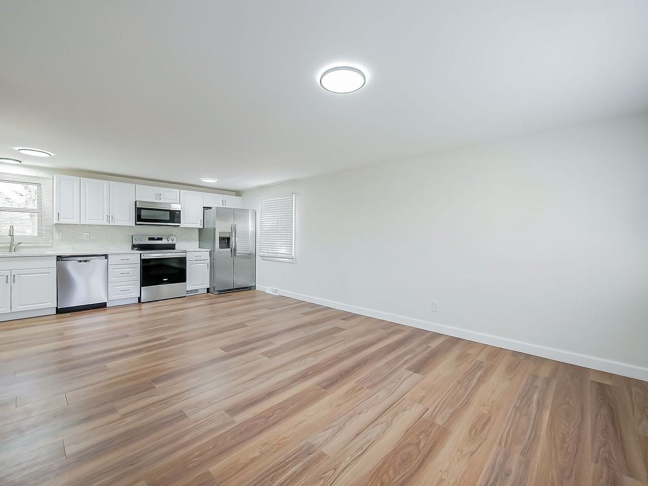 9650 Cooley Lake Rd - Photo 6 of 38