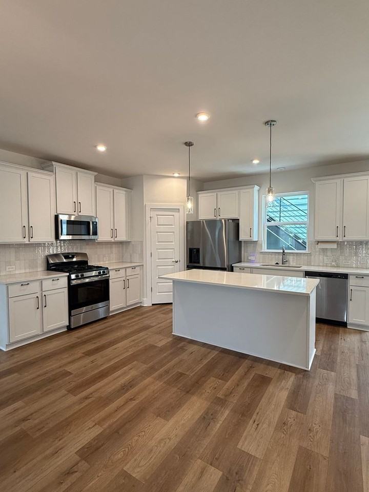6414 Cowman Way - Photo 5 of 50