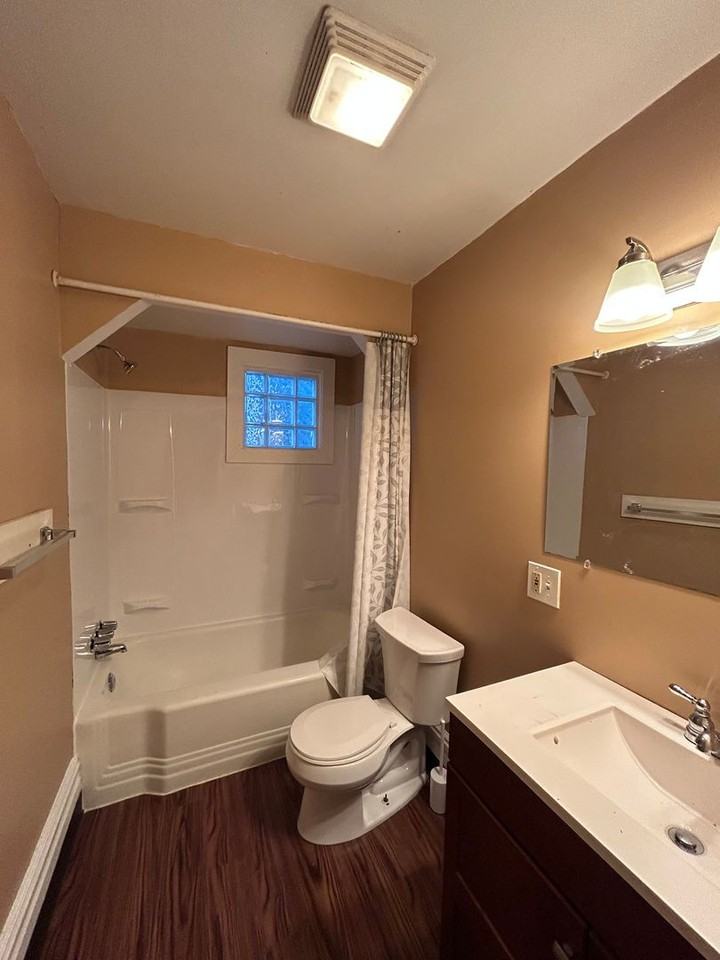 218 W Burgess St - Photo 4 of 22