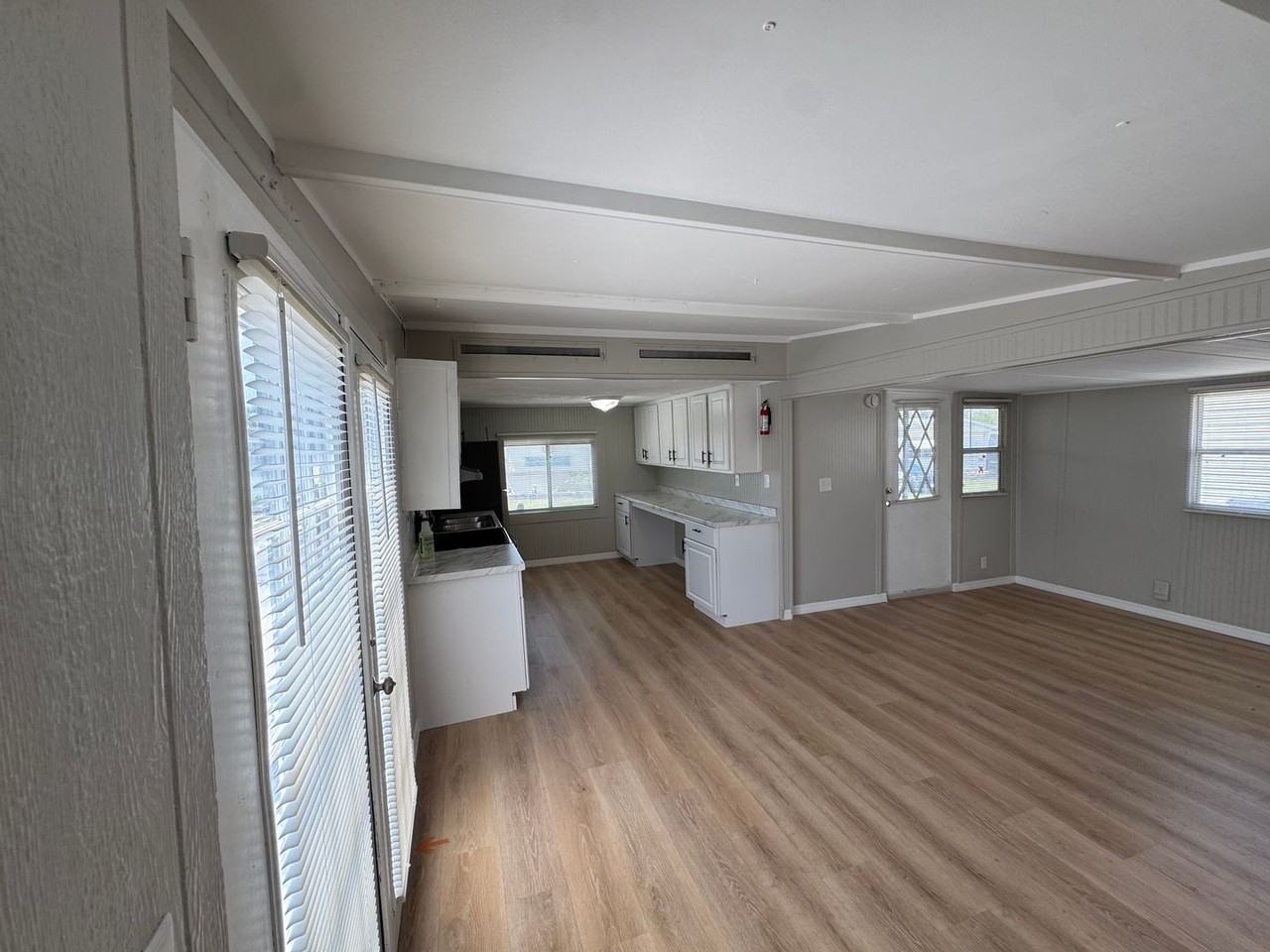 512 51st Avenue Dr W - Photo 7 of 15
