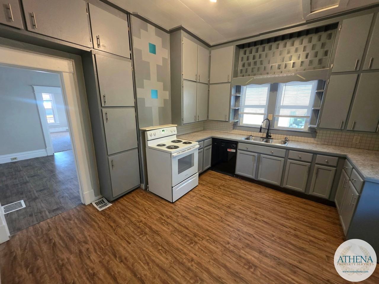 412 North St - Photo 6 of 14