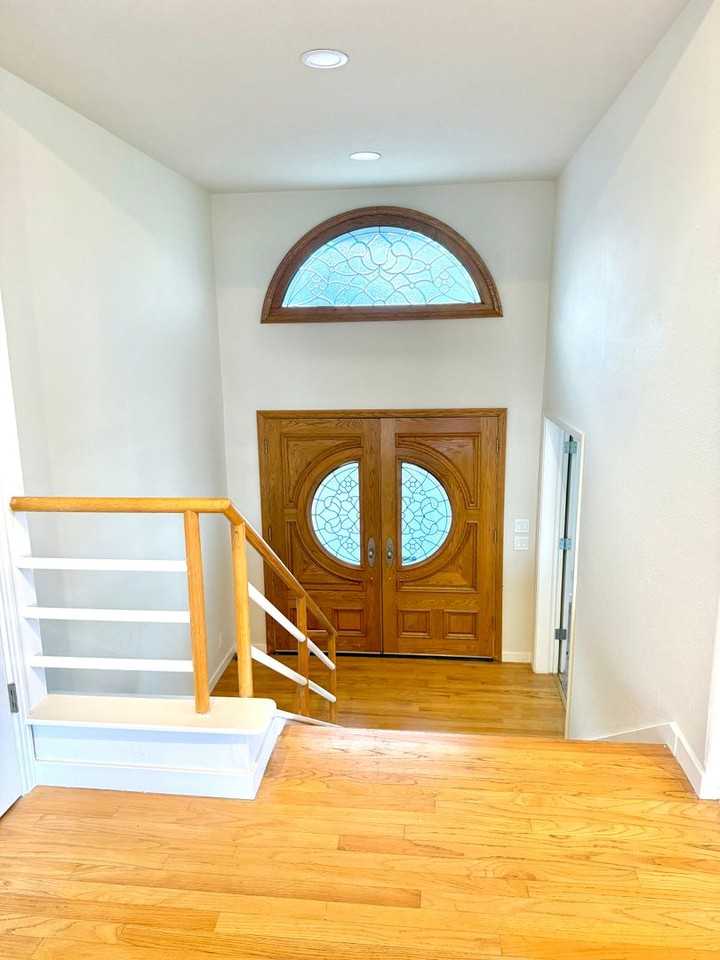 3070 Chronicle Ave - Photo 3 of 33