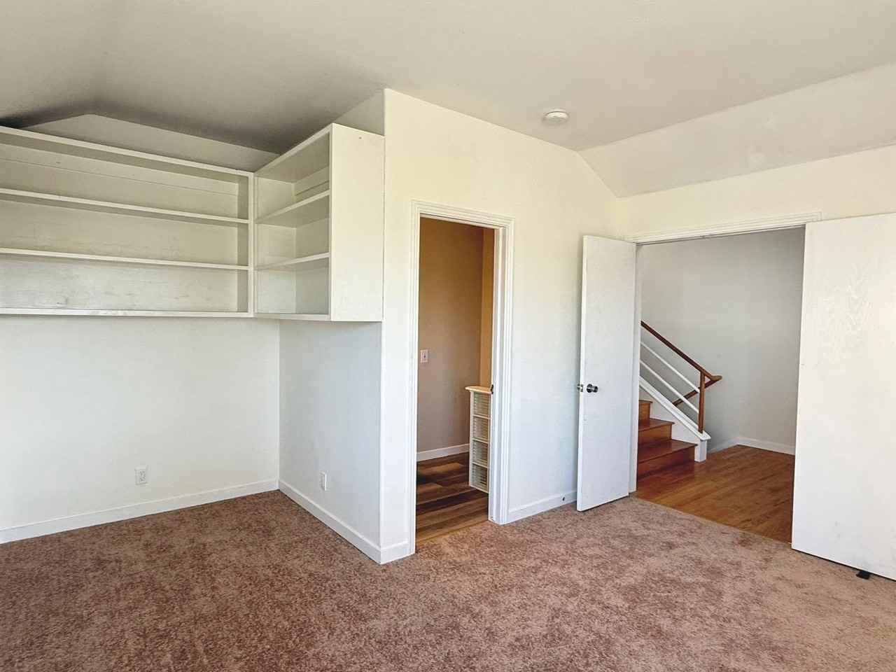3070 Chronicle Ave - Photo 5 of 33