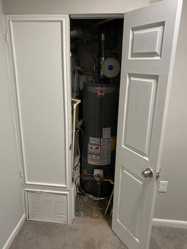 2023 4th St NE Apartments - Photo 2 of 6
