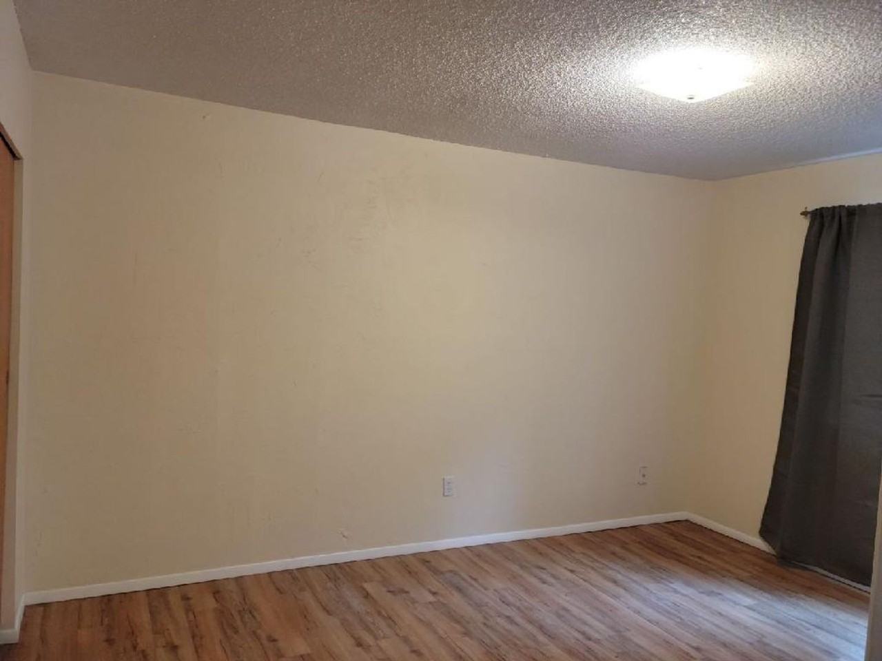 531 Fairchild St #13 - Photo 5 of 11