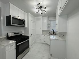 14443-14445 1/4 Dickens St - Photo 1 of 1
