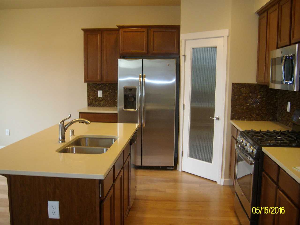 4721 Hadley St - Photo 3 of 12