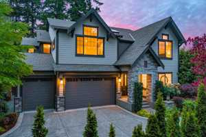 featured image of 9818 Ne 24th St