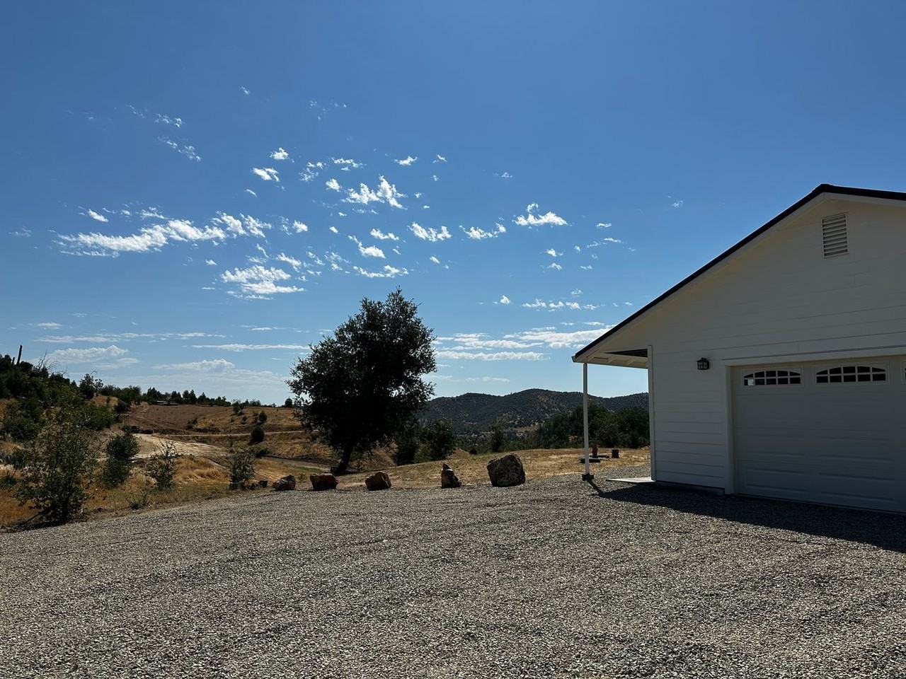 15707 Swasey Mine Ln - Photo 3 of 20