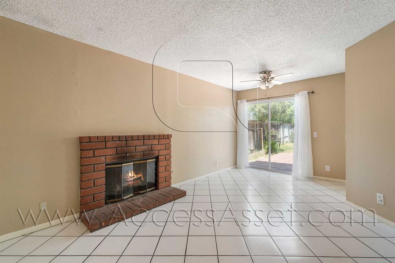 31230 Comotilo Ct - Photo 4 of 23