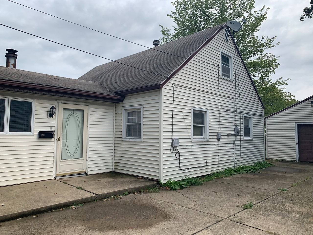 155 N Roanoke Ave - Photo 2 of 24