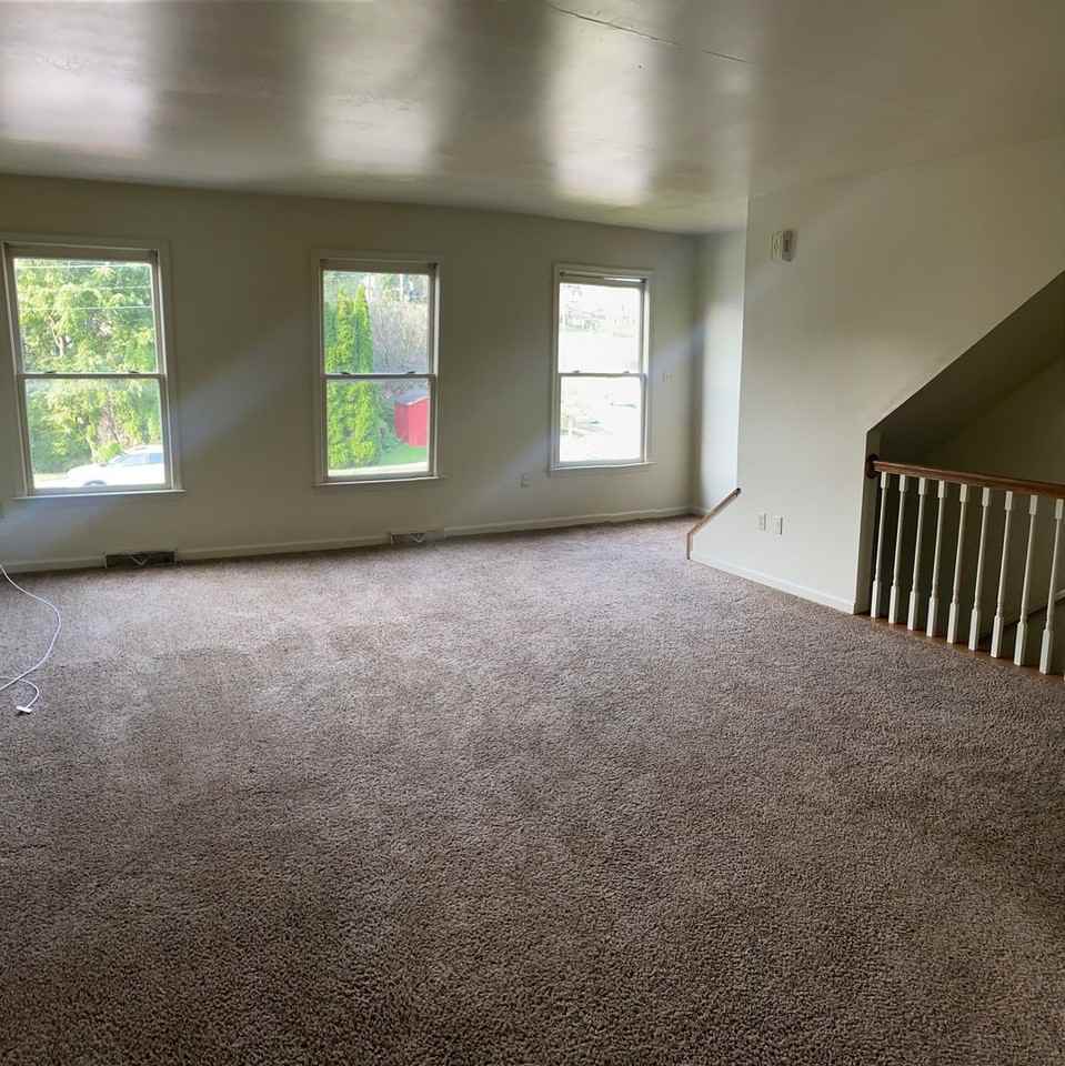 607 Emerald Dr - Photo 6 of 16