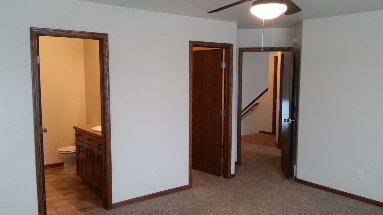 6103 55th Ave S - Photo 4 of 6