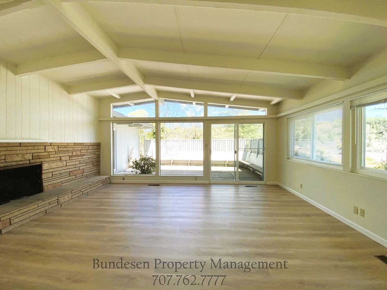 1303 Hexem Ave - Photo 3 of 23