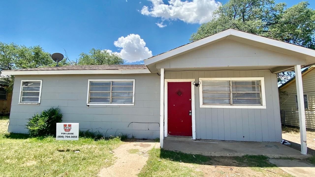 808 Vanda Ave - Photo 2 of 8