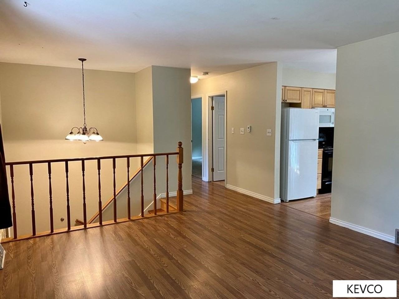 308 Briarwood Rd - Photo 3 of 21