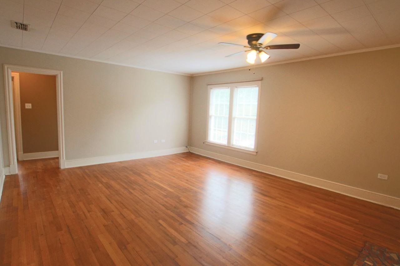130/130 1/2 Rowland Pl - Photo 2 of 18