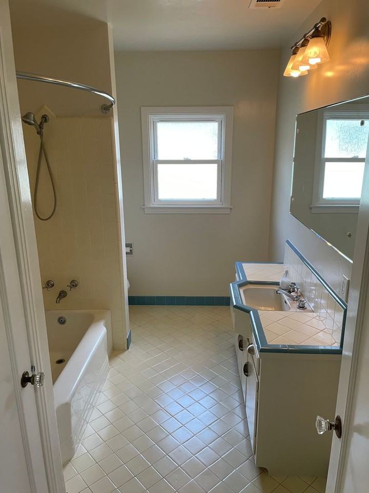 1354 50th St - Photo 6 of 21