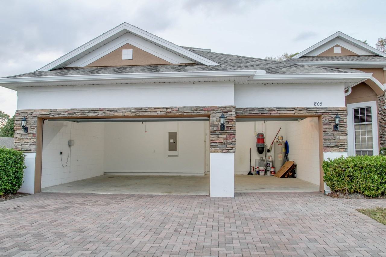 805 Bainbridge Loop - Photo 2 of 26