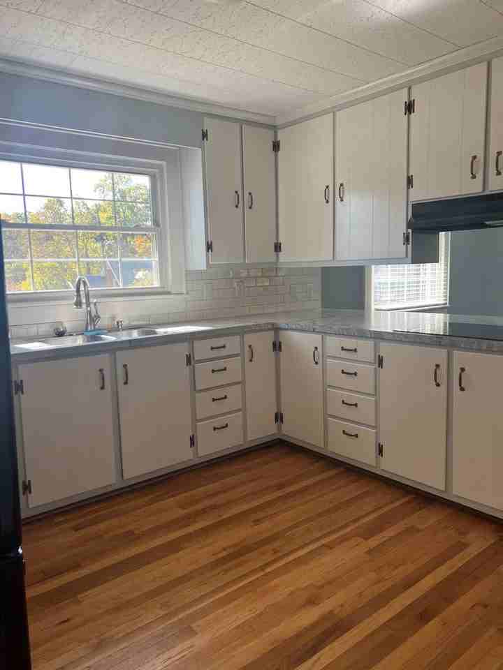 407 Janie St - Photo 4 of 27
