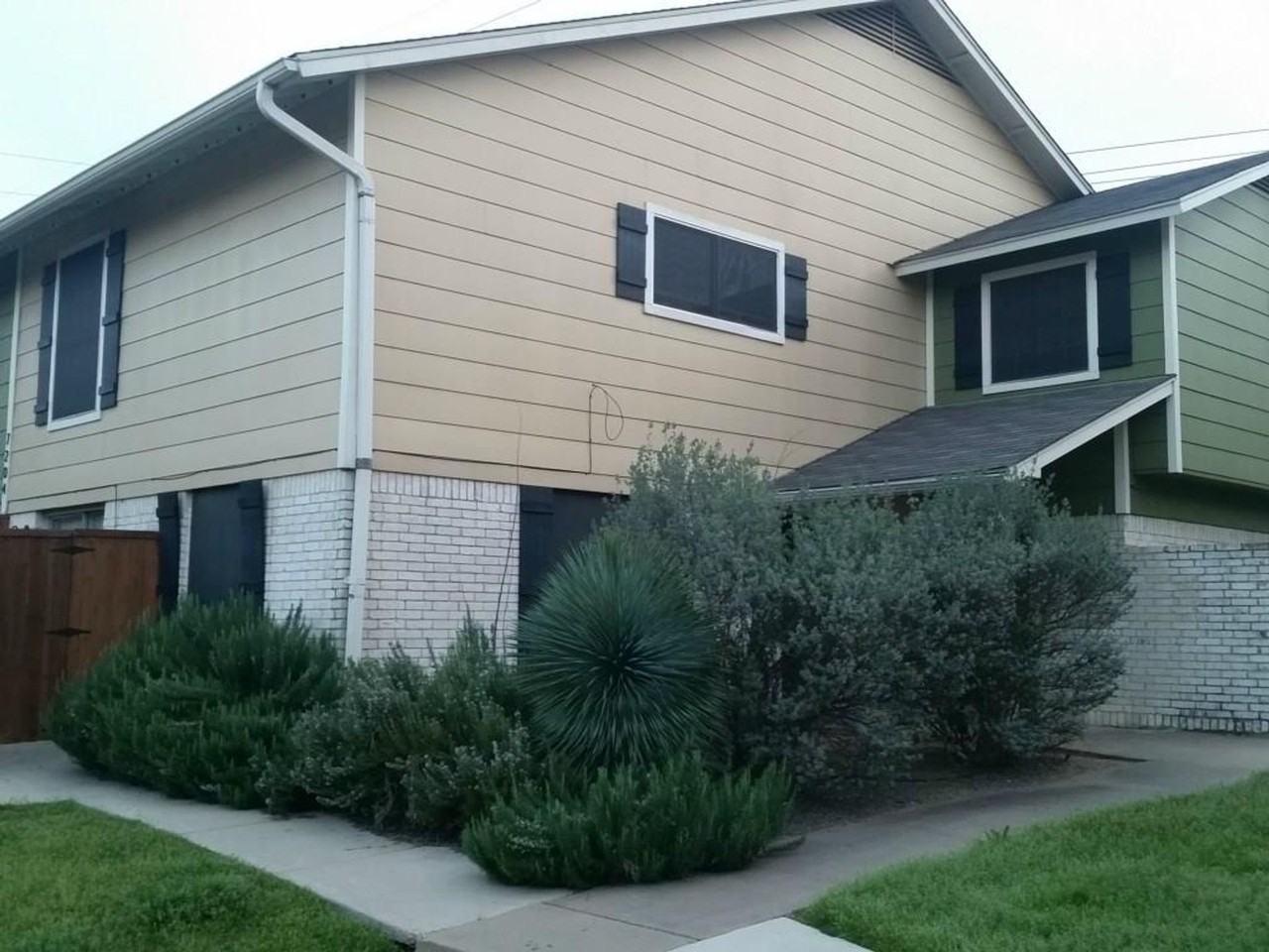 7204 Creekside Dr - Photo 2 of 15
