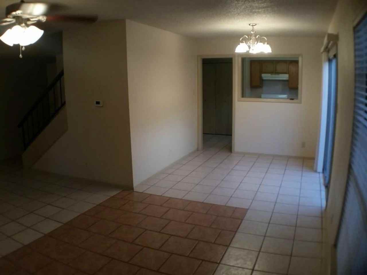 7204 Creekside Dr - Photo 7 of 15