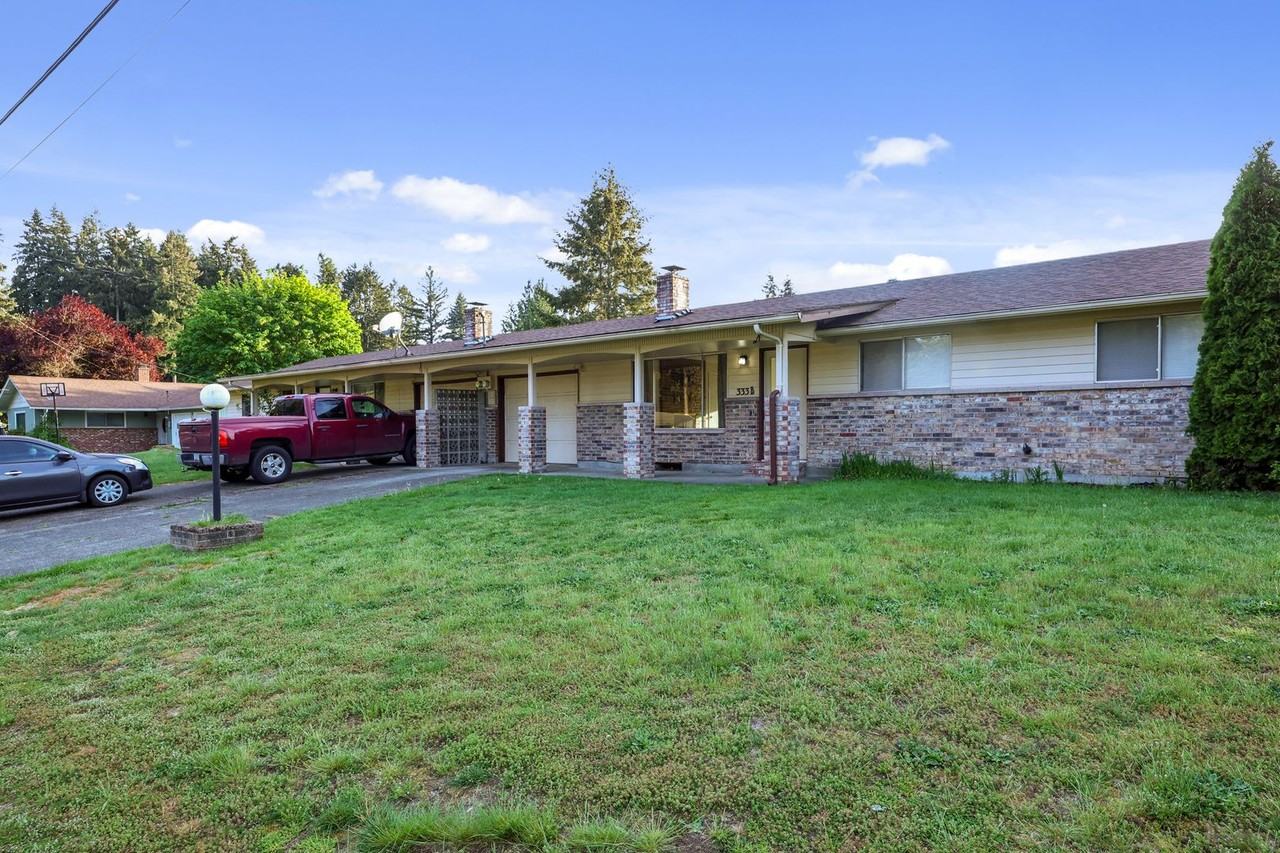 333 Choker St Se #B - Photo 2 of 28