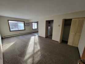 Great 2 Bedroom Near Downtown Shakopee With Parking! - Photo 1 of 1