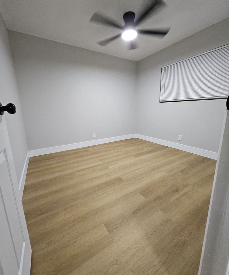 Cabana Apartments Available Now - Photo 2 of 8