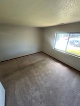 221 S Ivy Ln - Photo 1 of 1