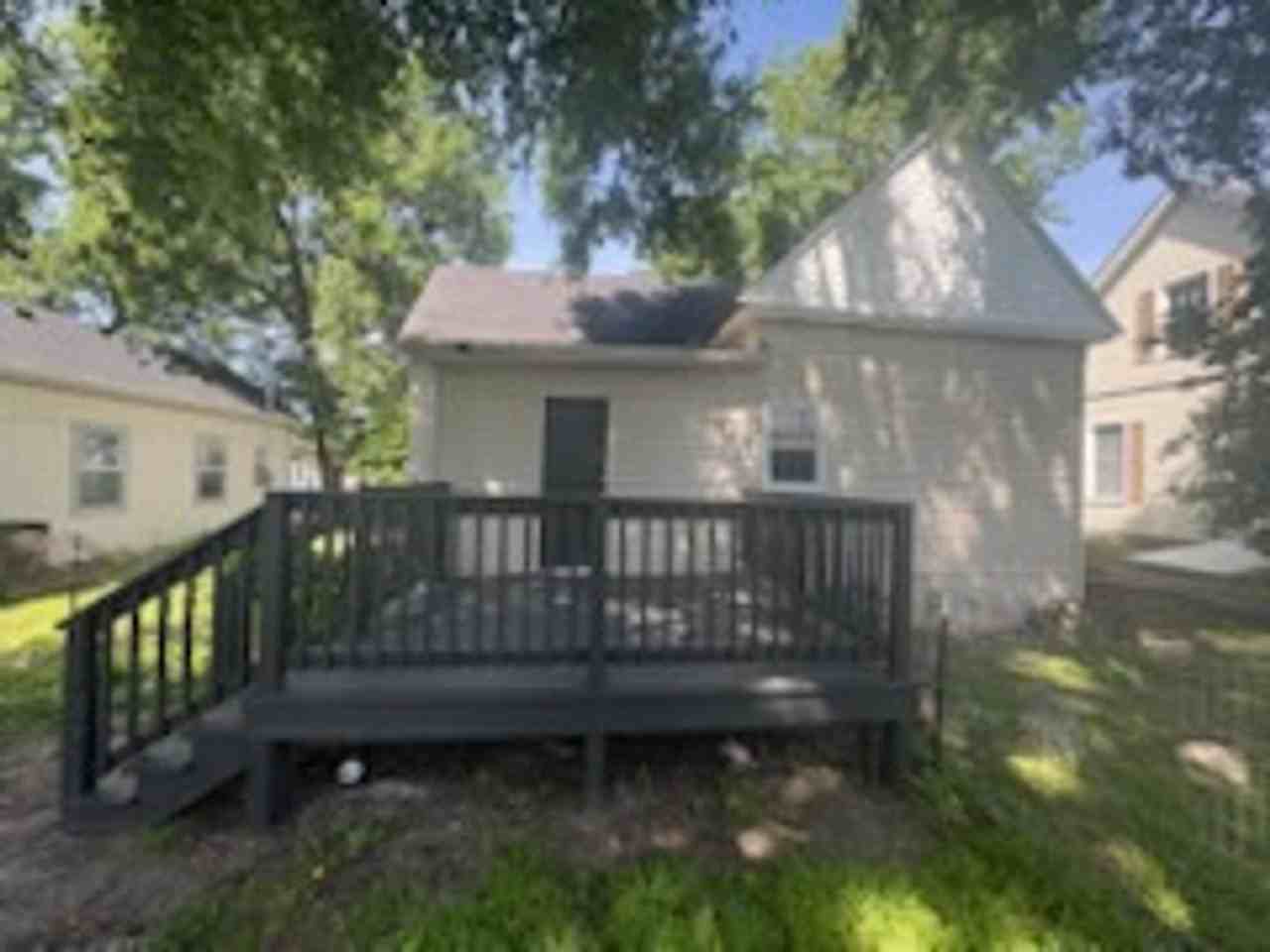 203 S Whitmer St - Photo 2 of 11