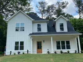 featured image of 2348 Woodcastle Ln Se