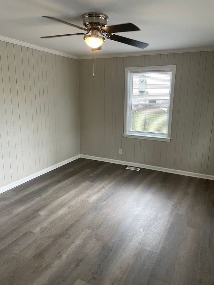 2037 Althea St - Photo 2 of 10